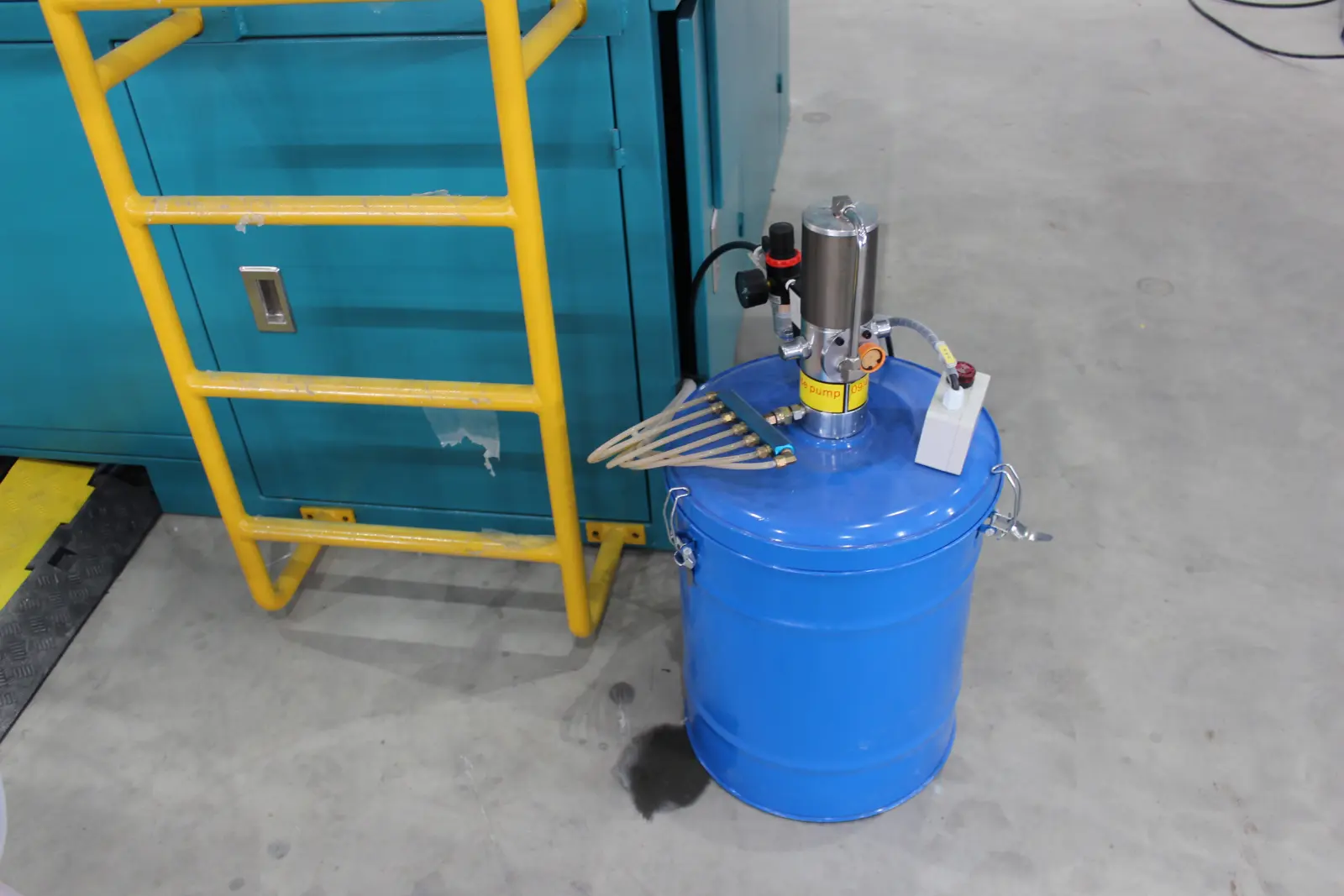 ANGEM Enclosed Intelligent Automatic Spraying Machine 1 (26)-1780036725 ANGEM Enclosed Intelligent Automatic Spraying Machine 1 (26)-1780036725