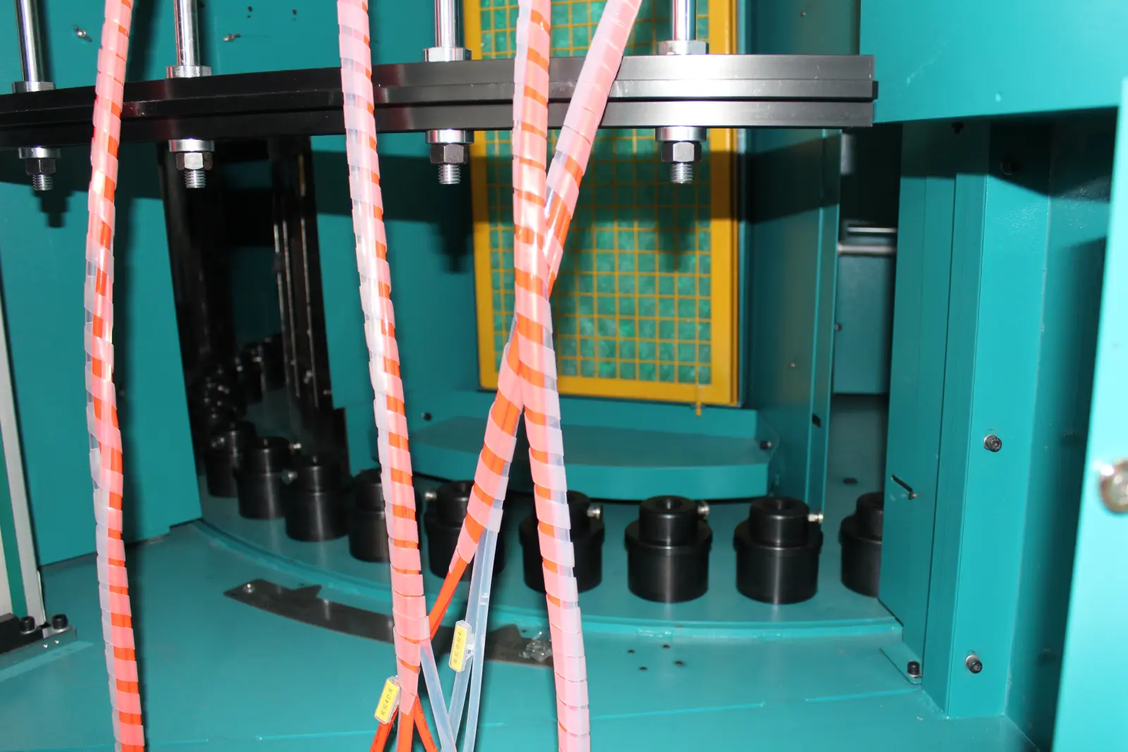 ANGEM Enclosed Intelligent Automatic Spraying Machine 1 (32)-1780036750 ANGEM Enclosed Intelligent Automatic Spraying Machine 1 (32)-1780036750