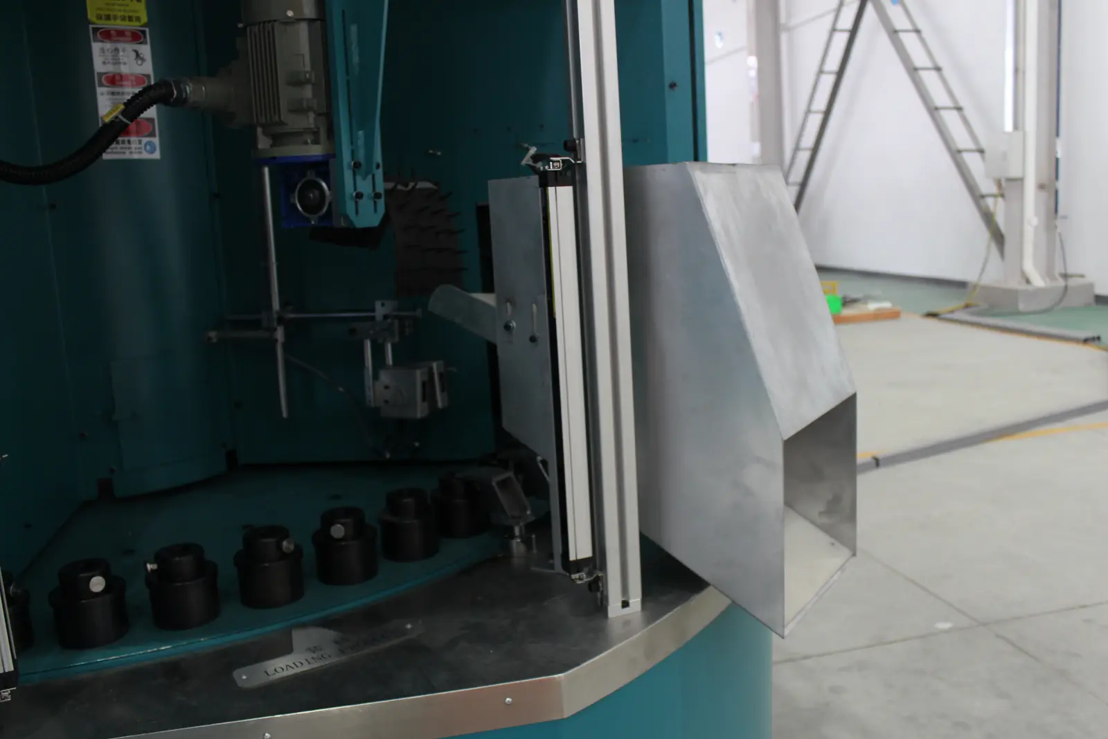 ANGEM Enclosed Intelligent Automatic Spraying Machine 1 (33)-1780036753 ANGEM Enclosed Intelligent Automatic Spraying Machine 1 (33)-1780036753