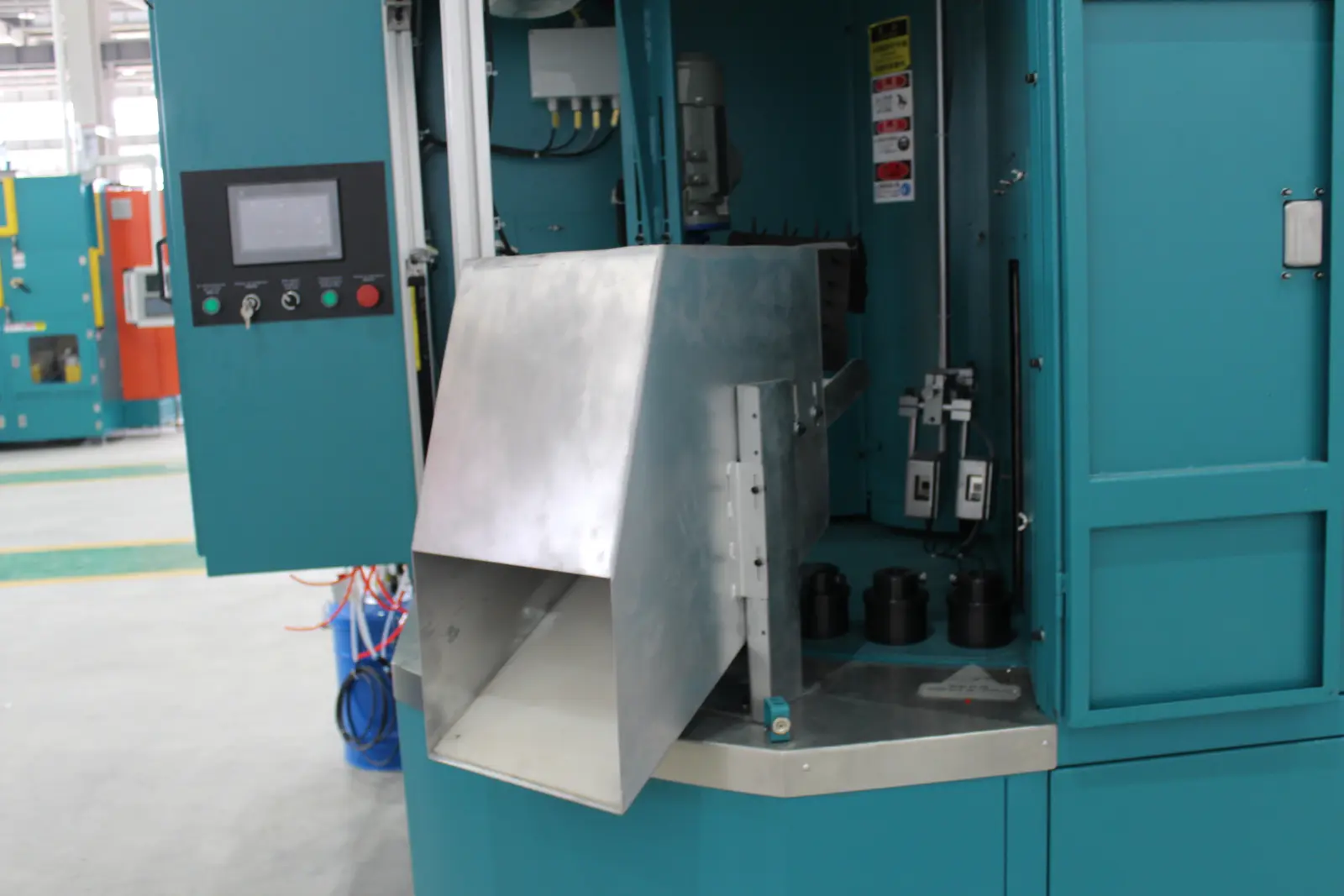 ANGEM Enclosed Intelligent Automatic Spraying Machine 1 (36)-1780036762 ANGEM Enclosed Intelligent Automatic Spraying Machine 1 (36)-1780036762