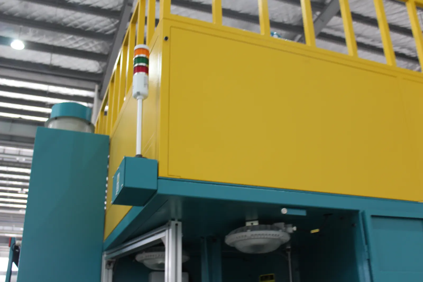 ANGEM Enclosed Intelligent Automatic Spraying Machine 1 (38)-1780036766 ANGEM Enclosed Intelligent Automatic Spraying Machine 1 (38)-1780036766