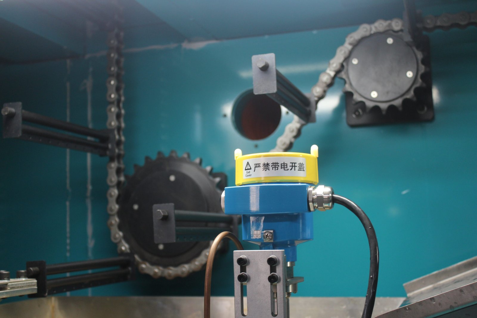 Chain-Type Automatic Glue Dipping Machine 17 Chain-Type Automatic Glue Dipping Machine 17